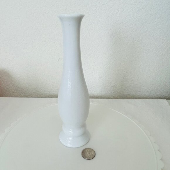 Vintage White Milk Glass Bud Vase 8.5 inches tall - Picture 2 of 6